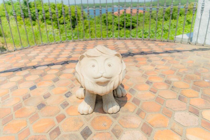 志摩地中海村のライオン